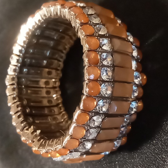 Expandable rhinestone studed with peach & orange crystal cut gems - Picture 2 of 6